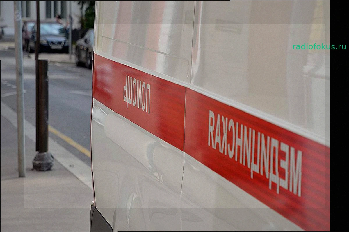 Мотоциклист пострадал в ДТП на Фрунзенской набережной в Москве