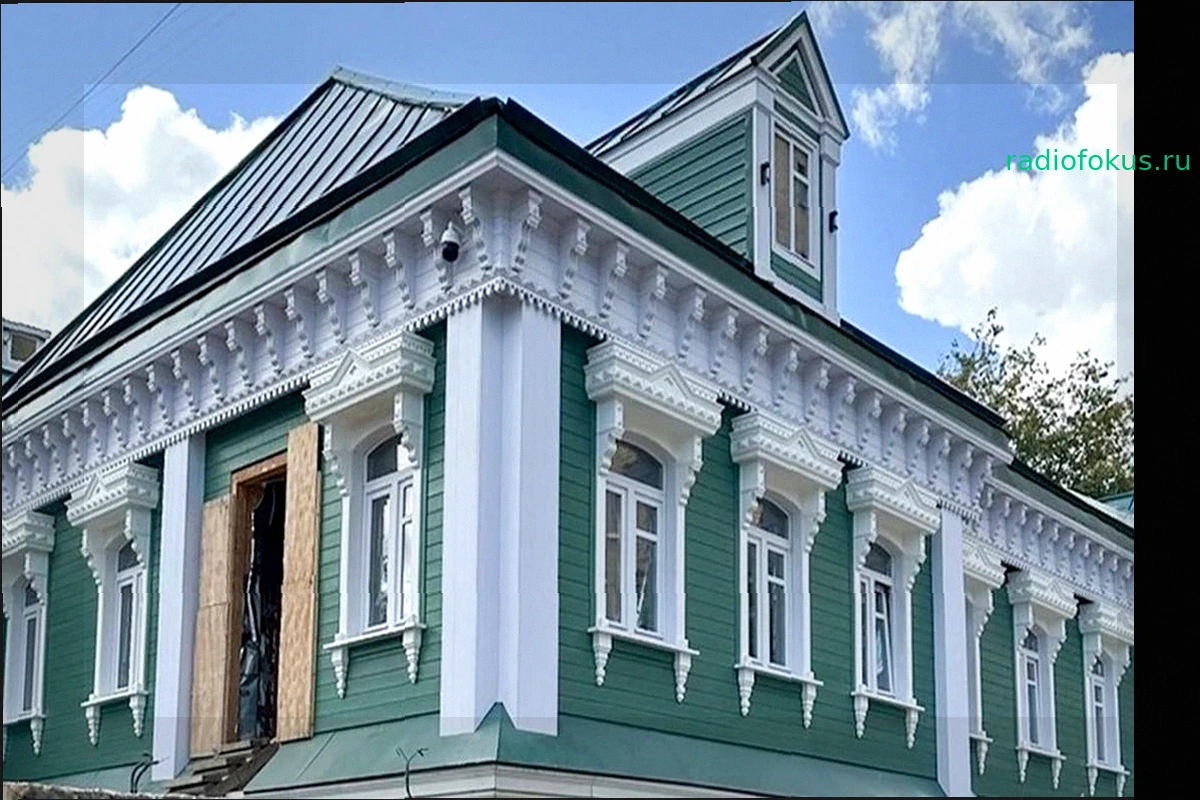На фасаде дома купца Виноградова восстановили исторический декор